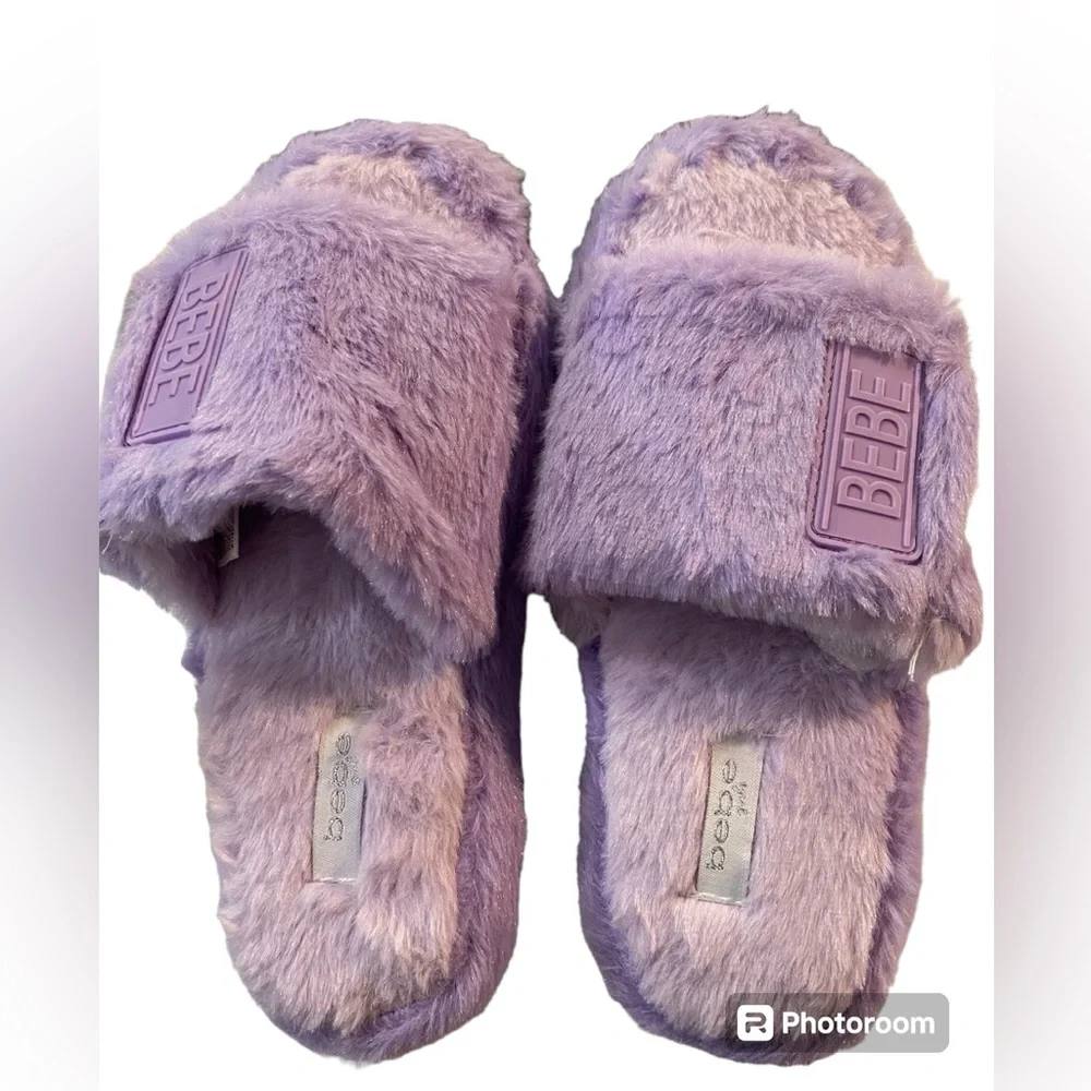 BEBE girl's medium‎ fluffy slippers in a purple color, Size Medium 13/1, NWT